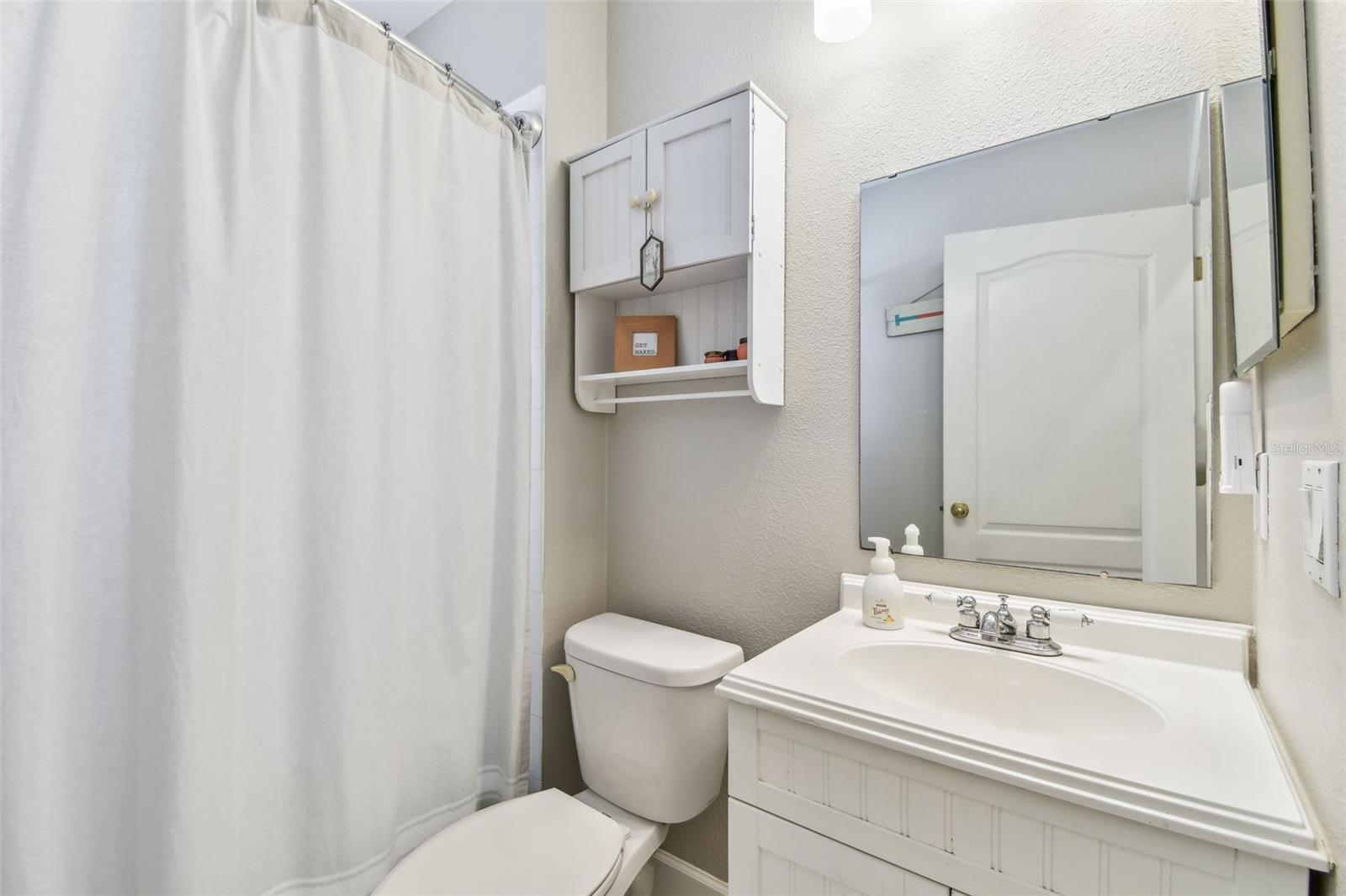 Listing photo id 26 for 1120 Bluffs Circle