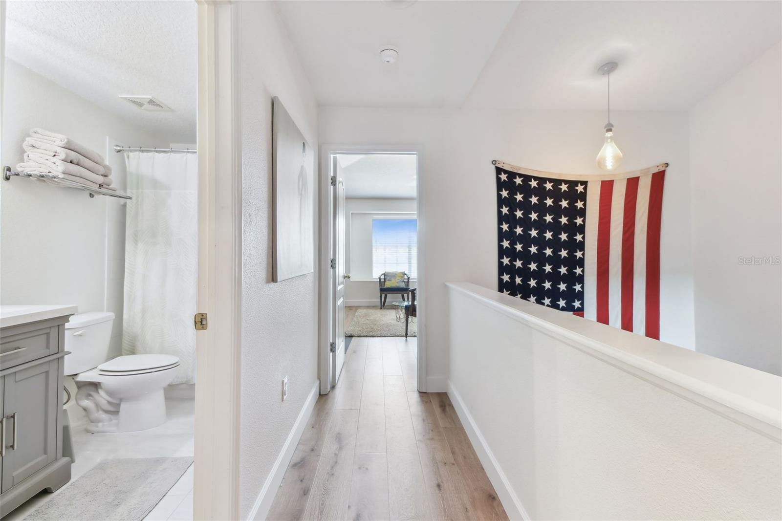 Listing photo id 39 for 1120 Bluffs Circle