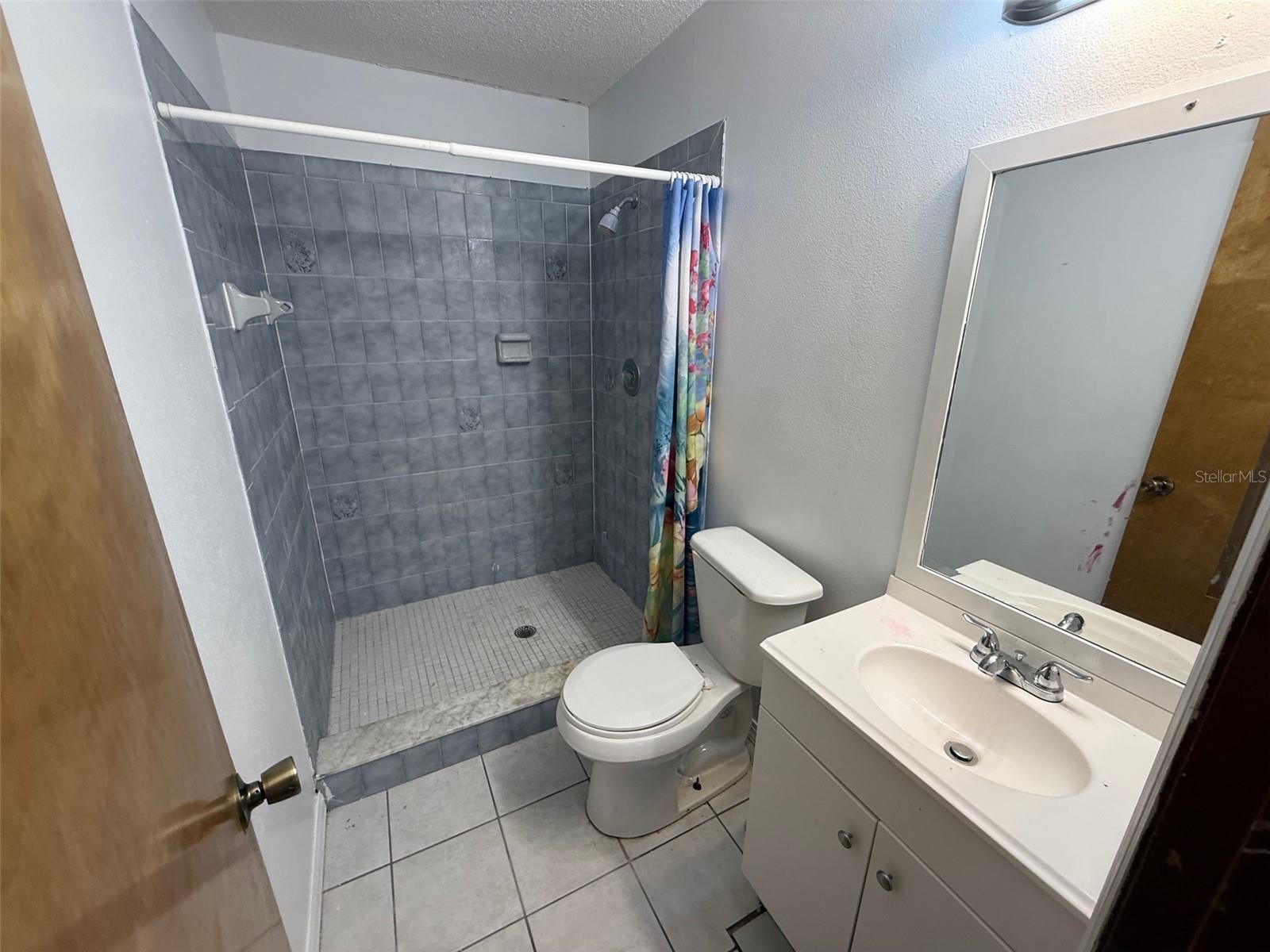 Image 11 of 23 For 10190 Thayer Street