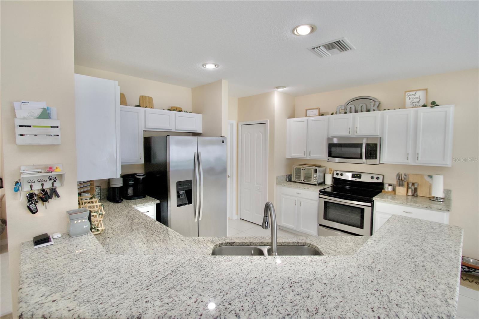 Image 7 of 23 For 12518 White Bluff Road