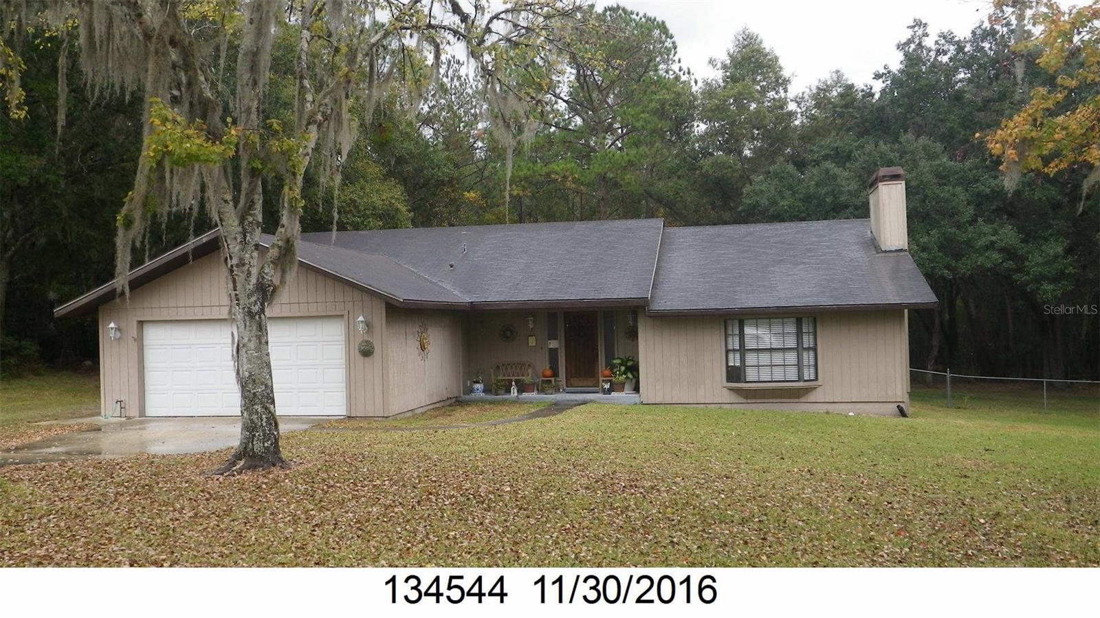 Listing Details for 916 Whiteway Drive, BROOKSVILLE, FL 34601