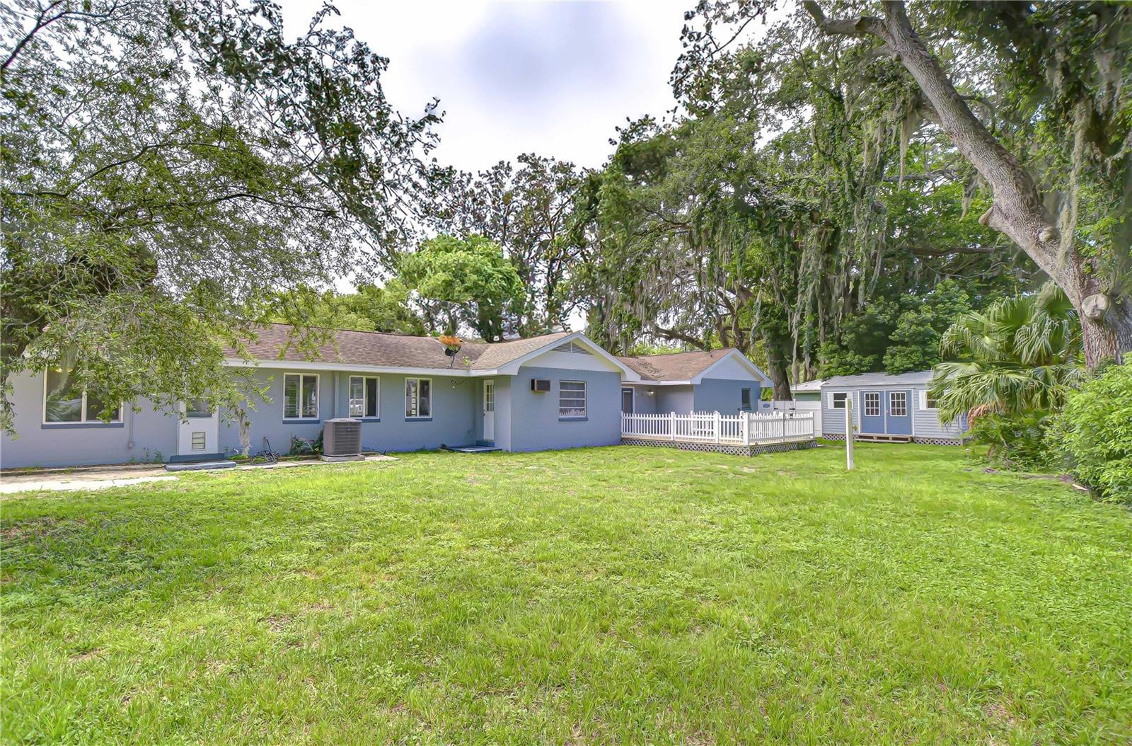 Listing photo id 14 for 5523 Carlton Road
