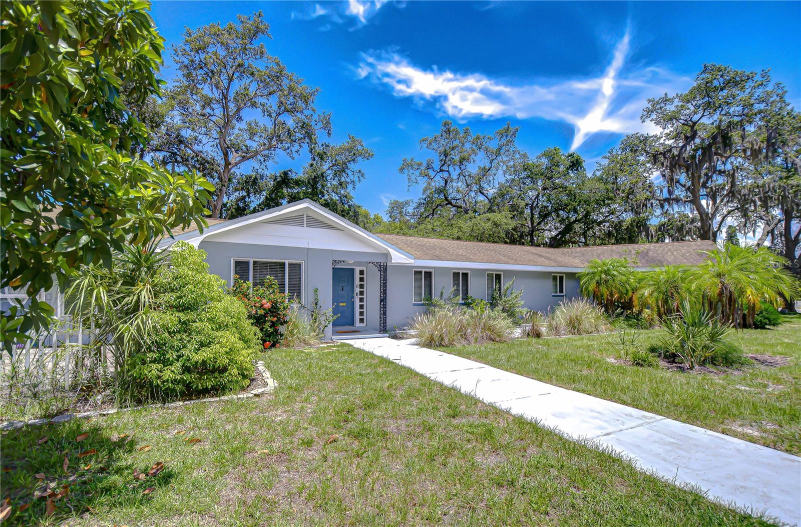 Listing photo id 1 for 5523 Carlton Road