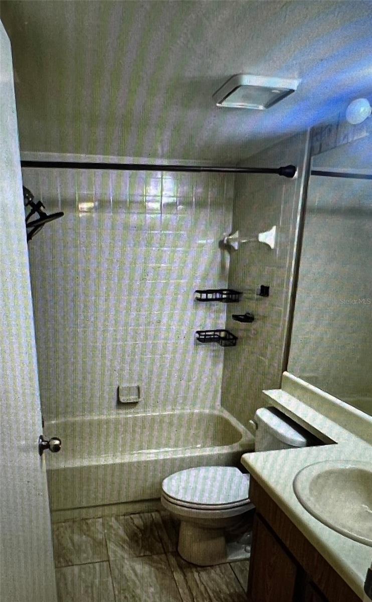 Image 9 of 13 For 14736 Norwood Oaks Drive 103