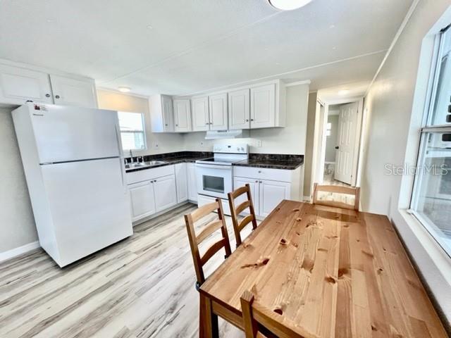 Listing photo id 14 for 10826 Tioga Drive