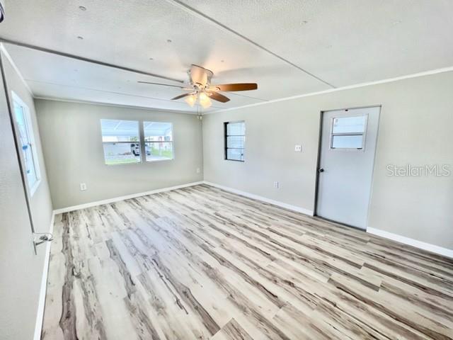 Listing photo id 24 for 10826 Tioga Drive