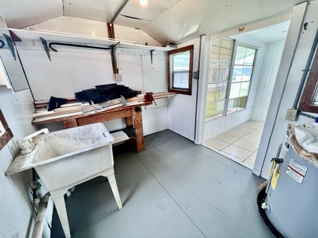 Listing photo id 47 for 10826 Tioga Drive