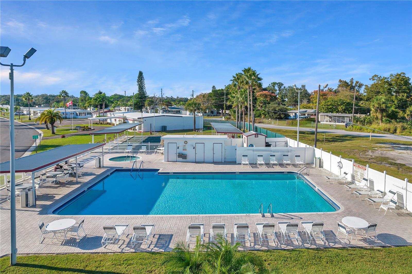 Listing photo id 62 for 10826 Tioga Drive