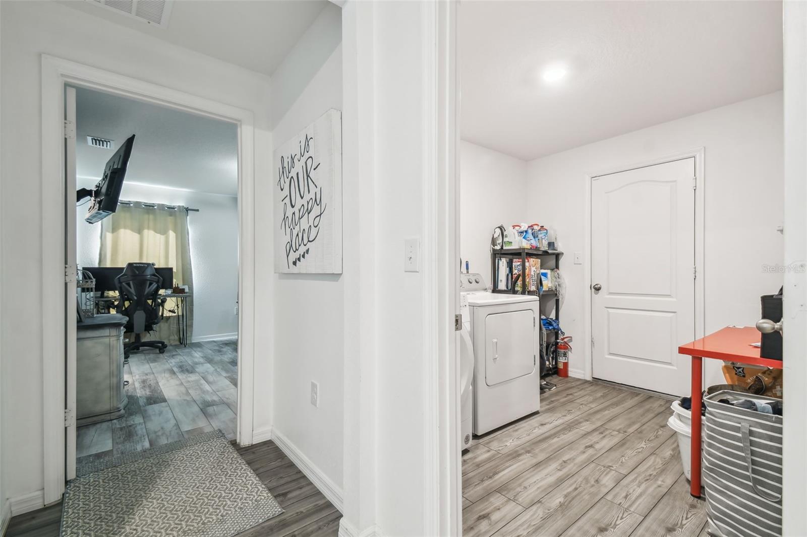 Image 14 of 100 For 8567 Indian Laurel Lane