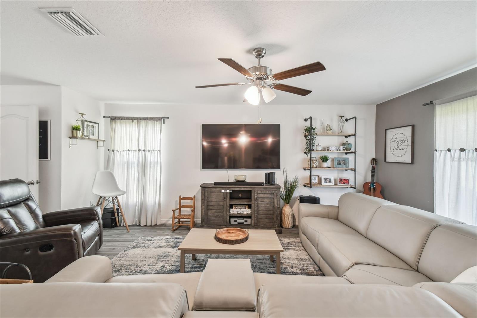Image 31 of 100 For 8567 Indian Laurel Lane