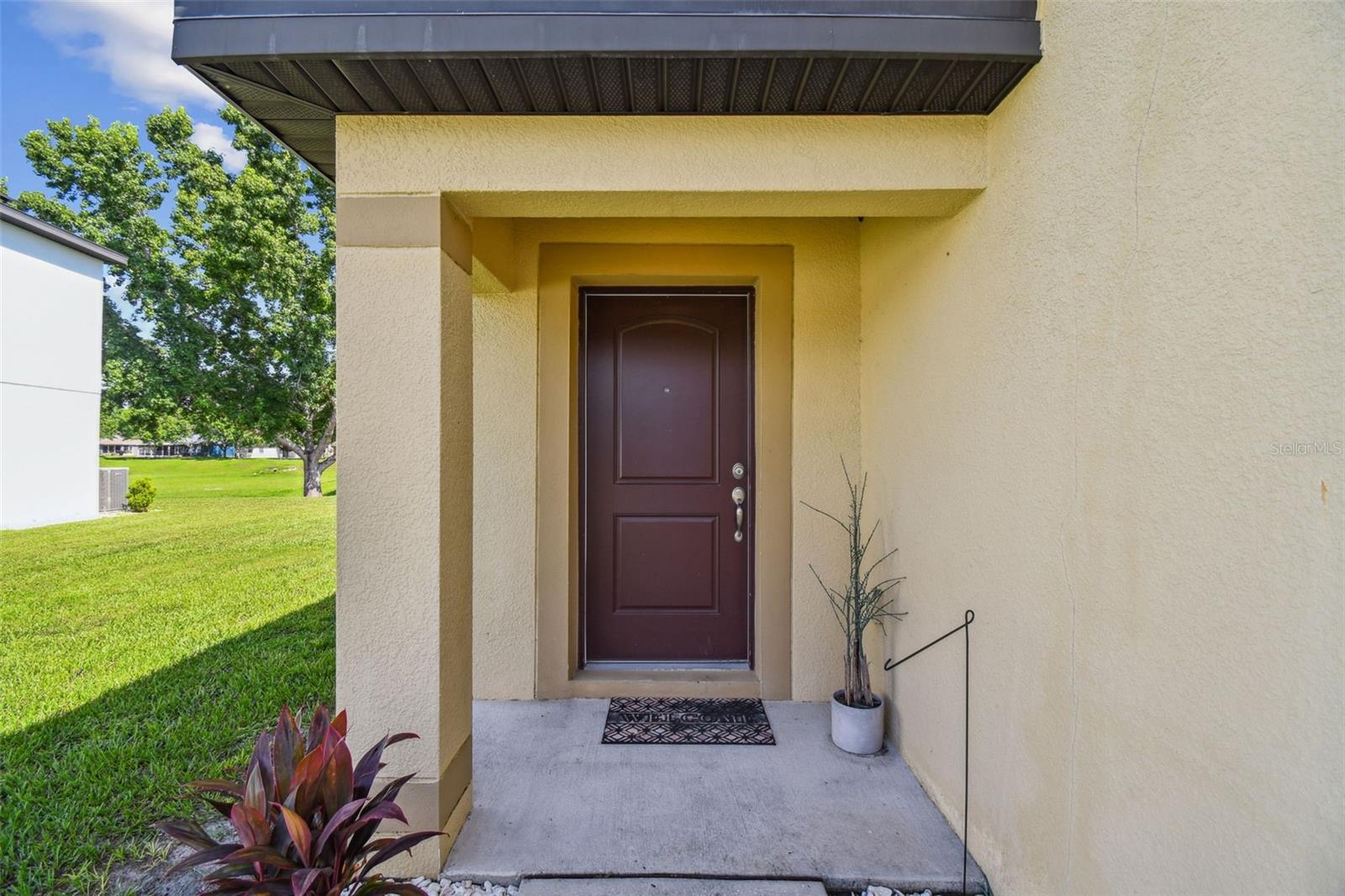 Image 5 of 100 For 8567 Indian Laurel Lane