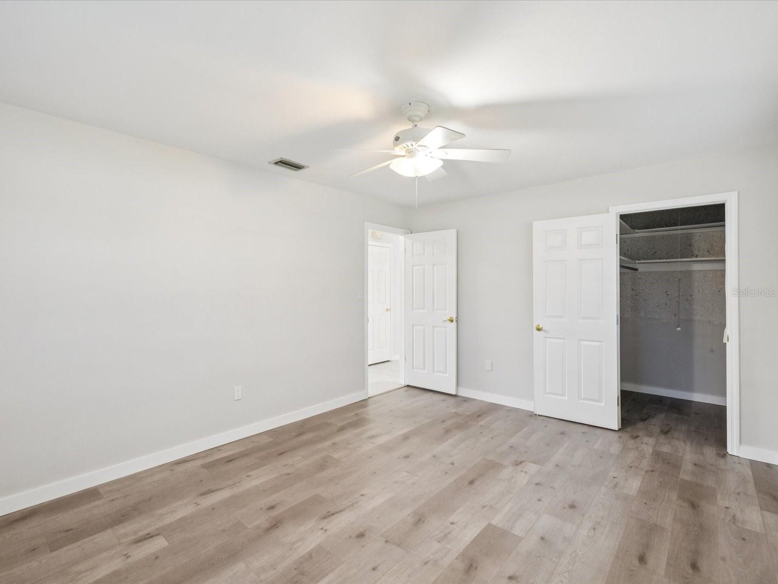 Image 13 of 41 For 4912 Forestay Court