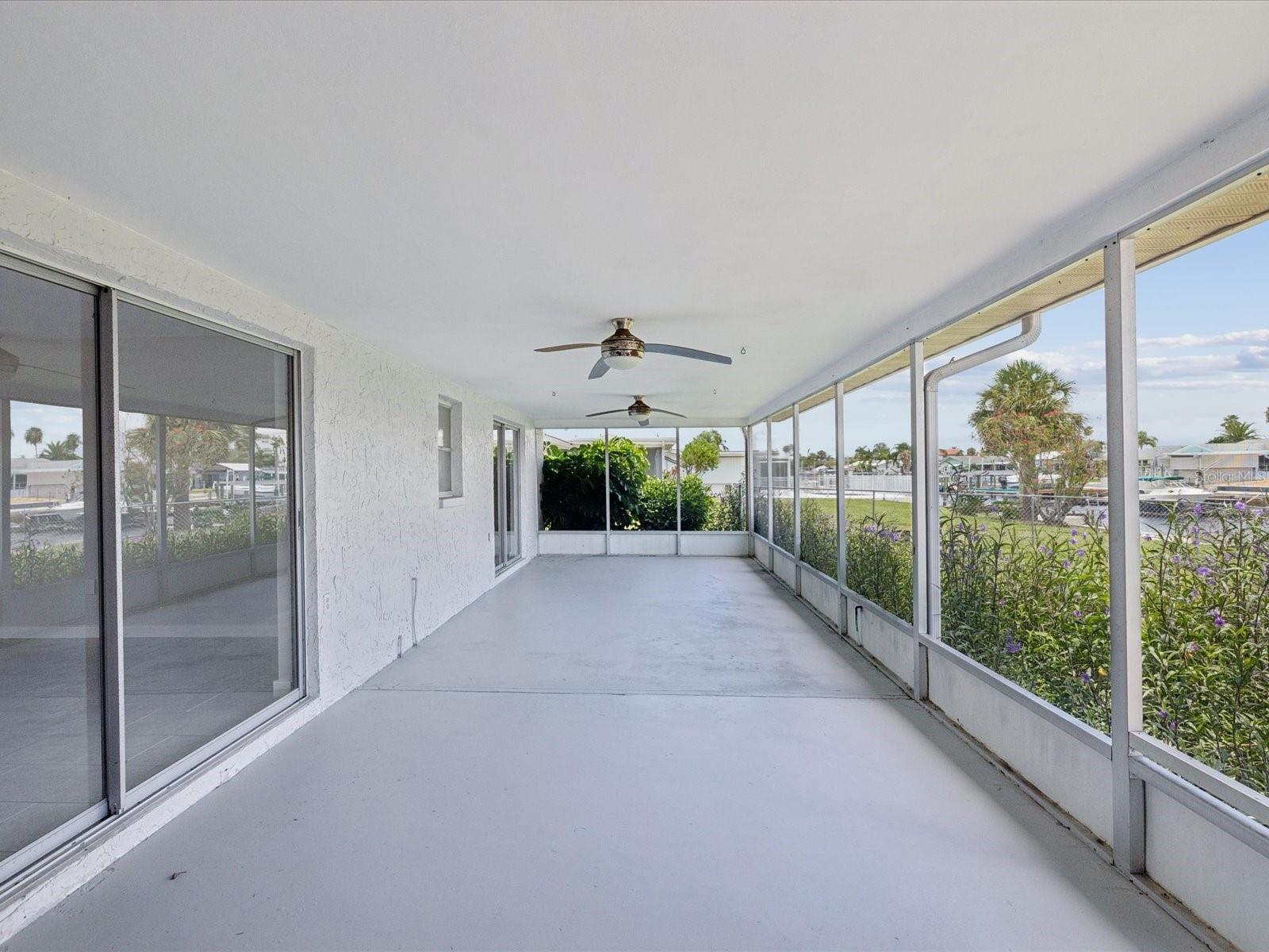 Image 27 of 41 For 4912 Forestay Court