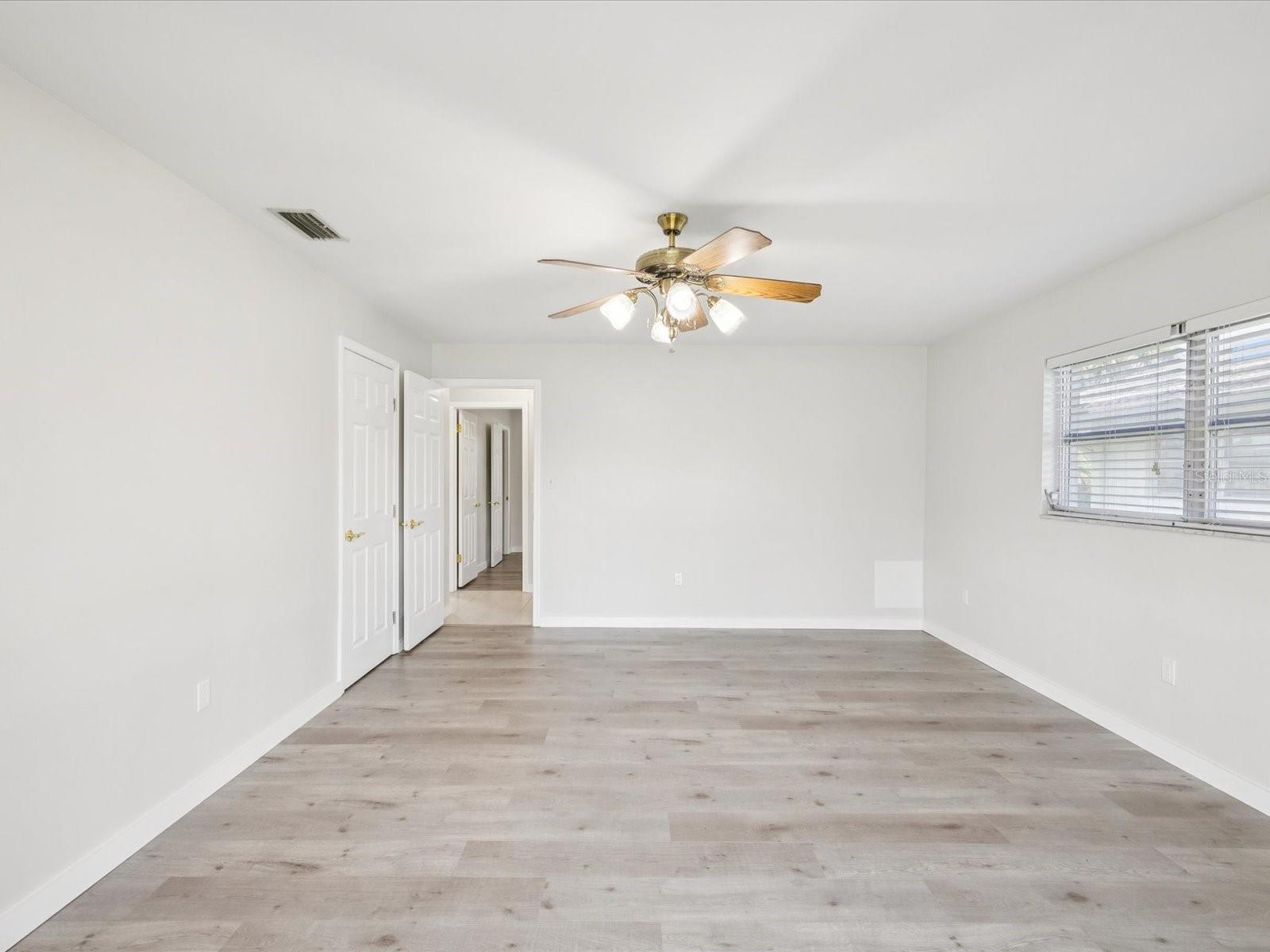Image 7 of 41 For 4912 Forestay Court