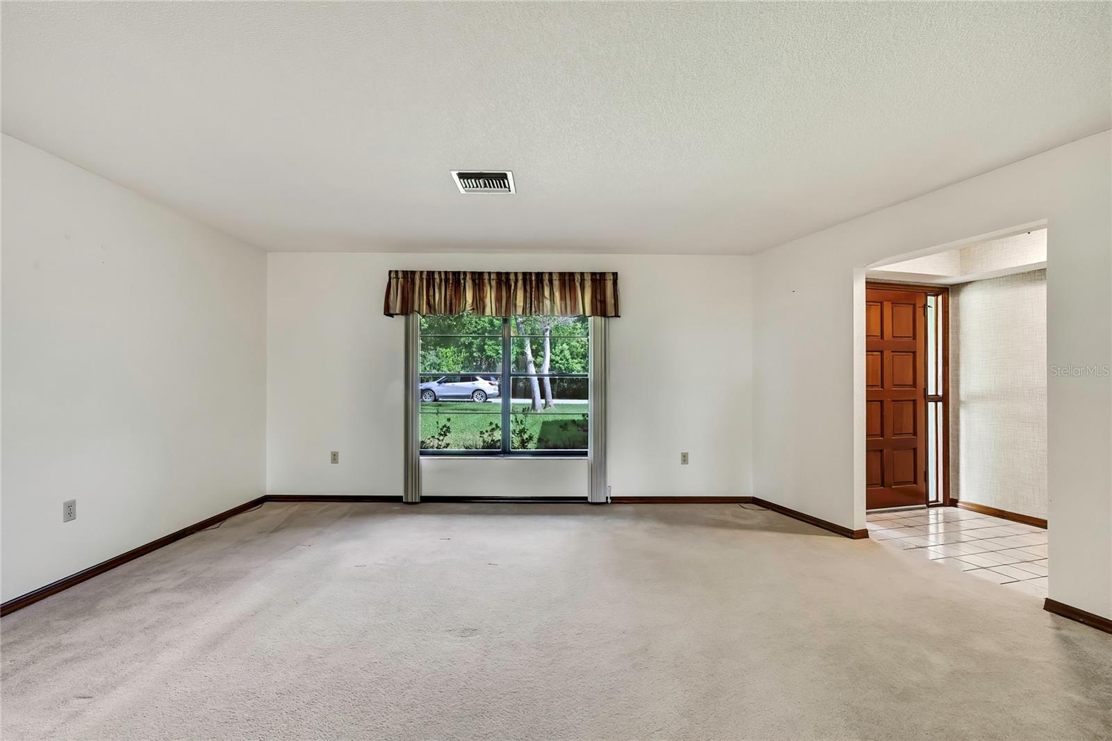 Image 10 of 54 For 3296 Dolin Avenue
