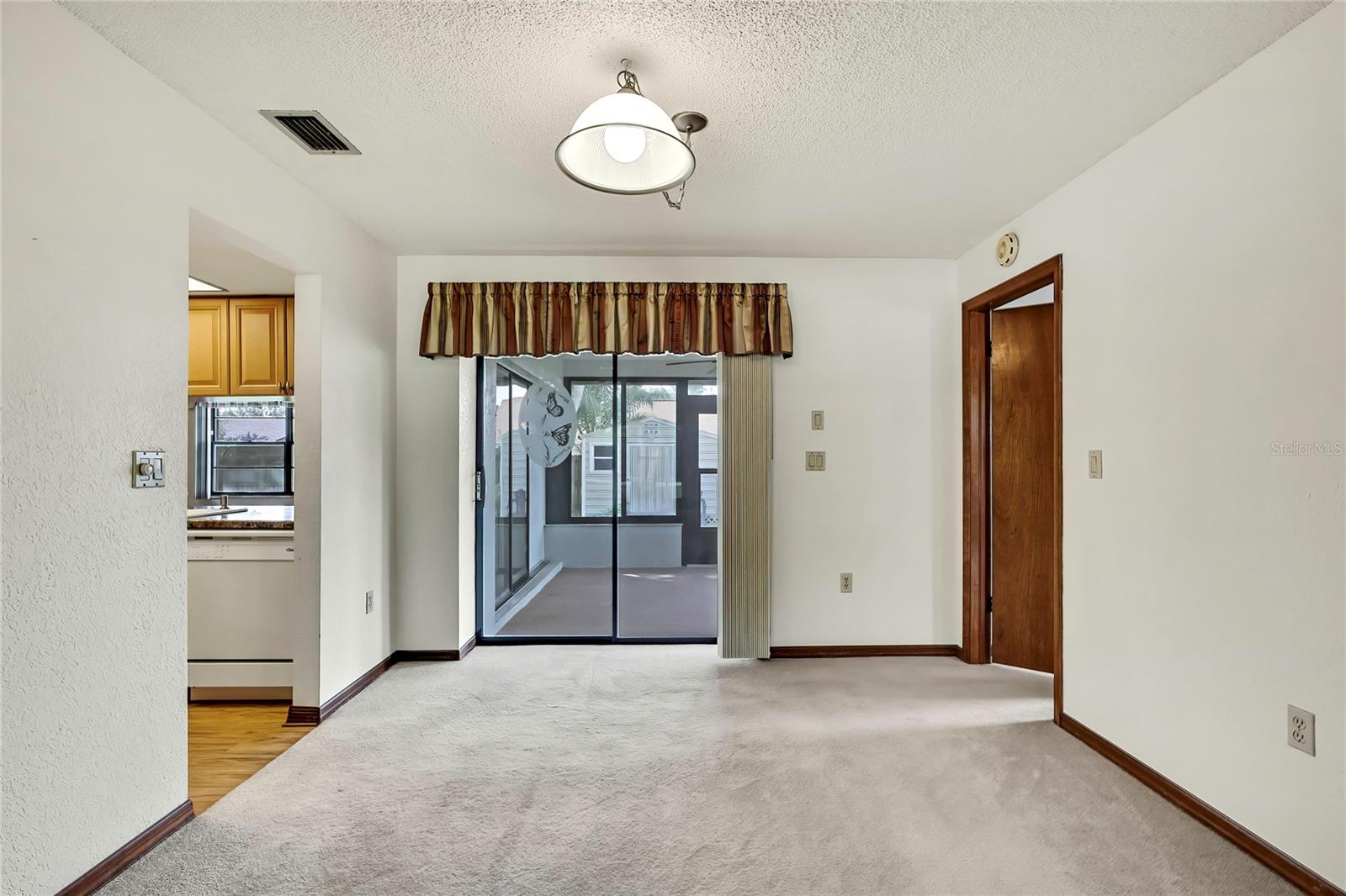 Image 14 of 54 For 3296 Dolin Avenue