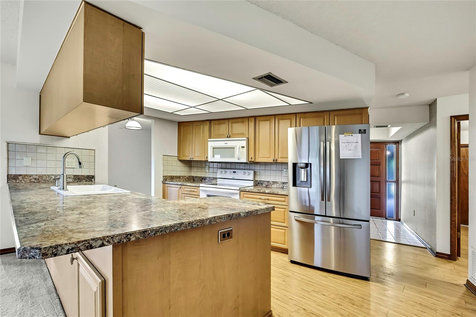 Image 19 of 54 For 3296 Dolin Avenue