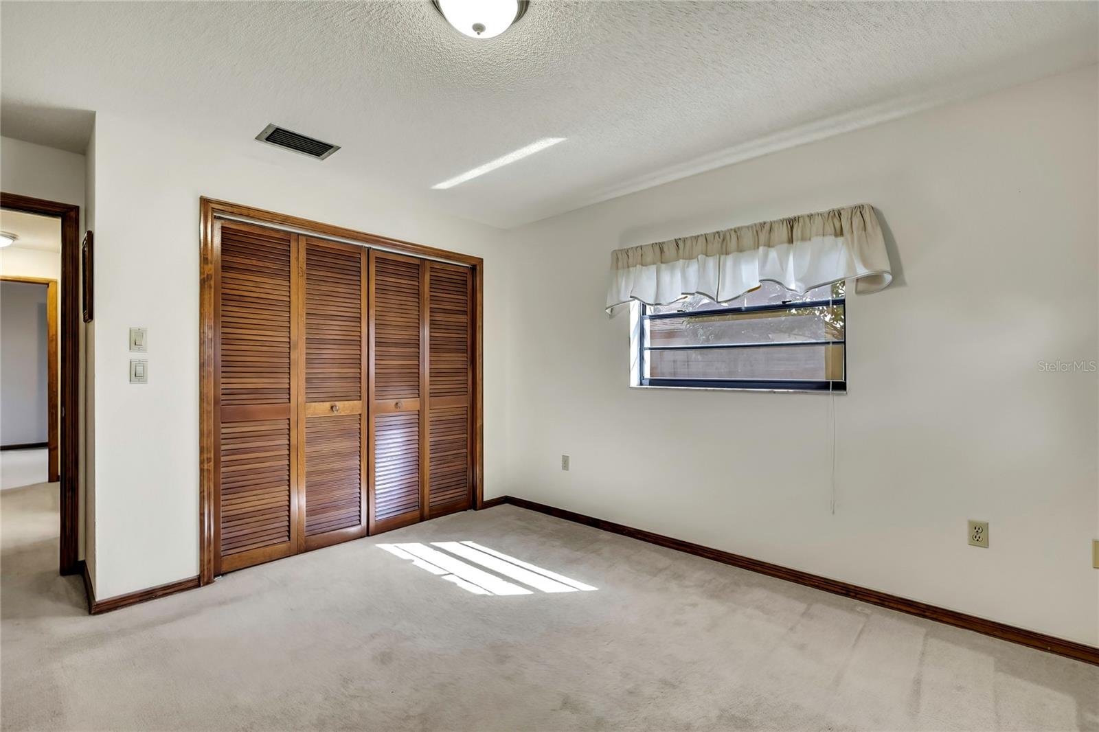 Image 37 of 54 For 3296 Dolin Avenue