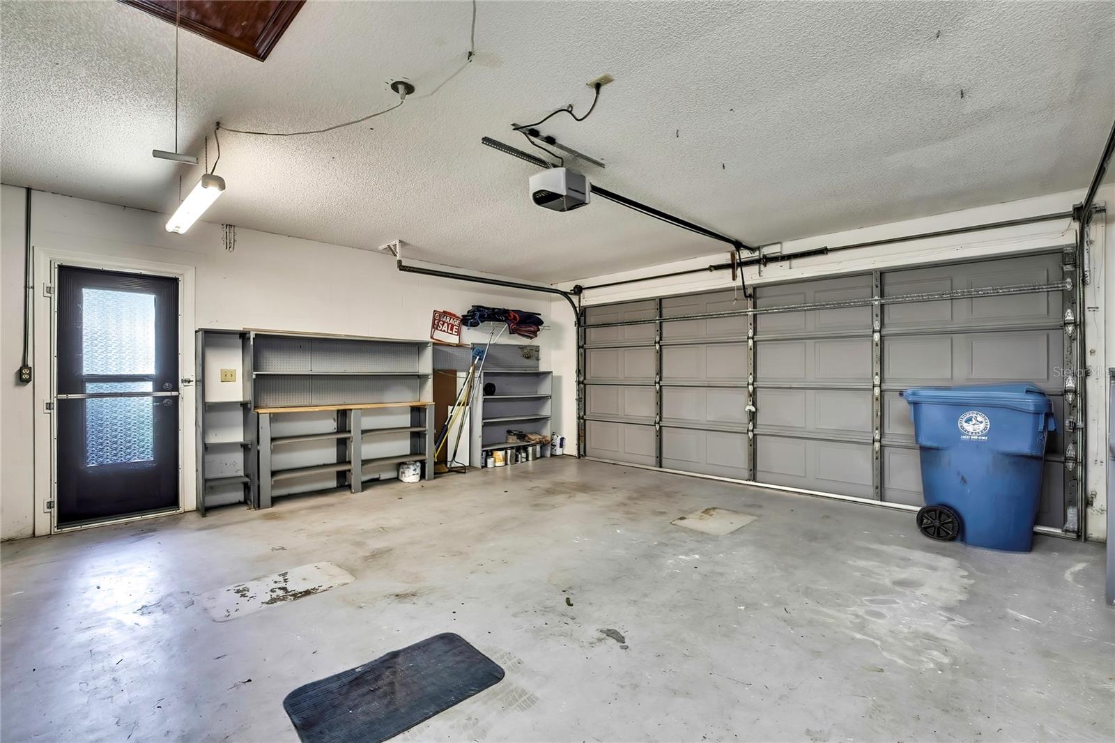 Image 43 of 54 For 3296 Dolin Avenue