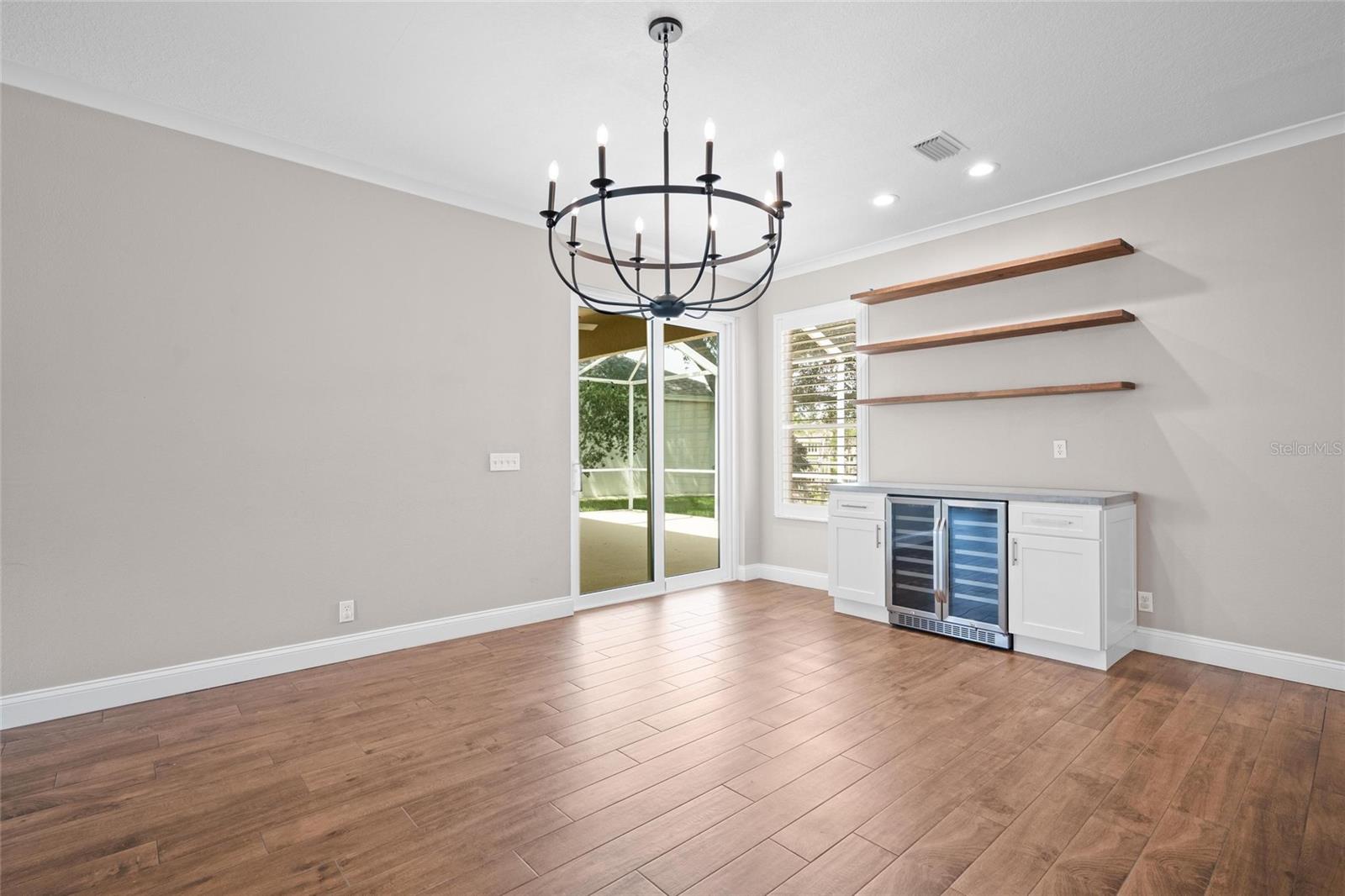 Image 21 of 44 For 1857 Riveredge Drive