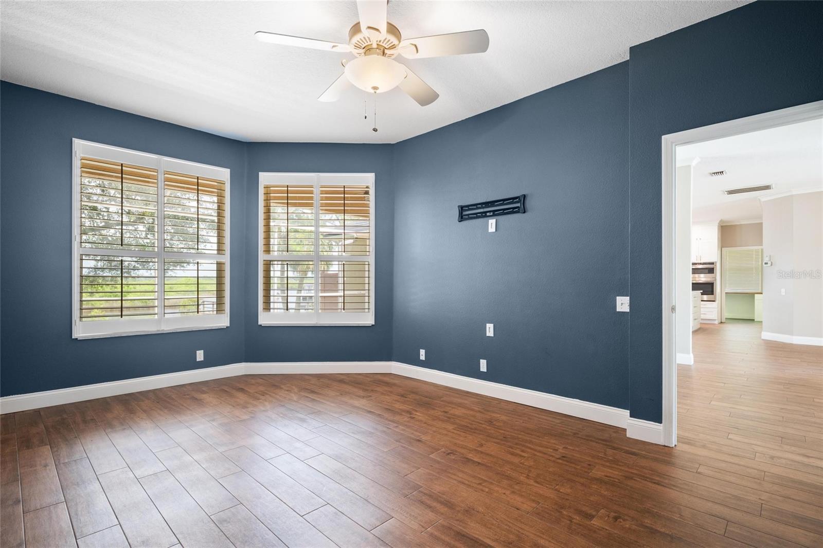 Image 35 of 44 For 1857 Riveredge Drive