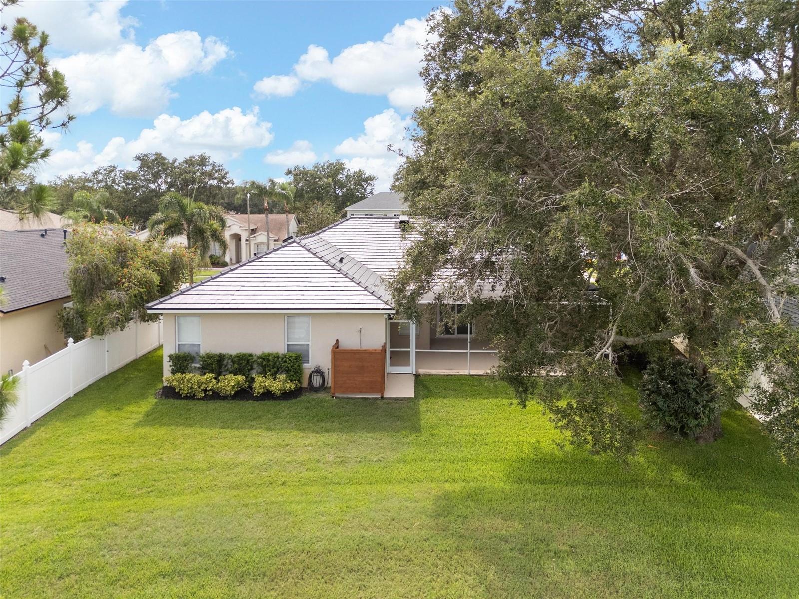 Image 6 of 44 For 1857 Riveredge Drive