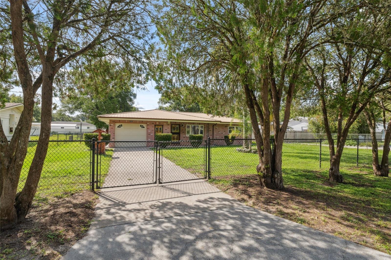 Image 28 of 43 For 18922 Dvorak Drive