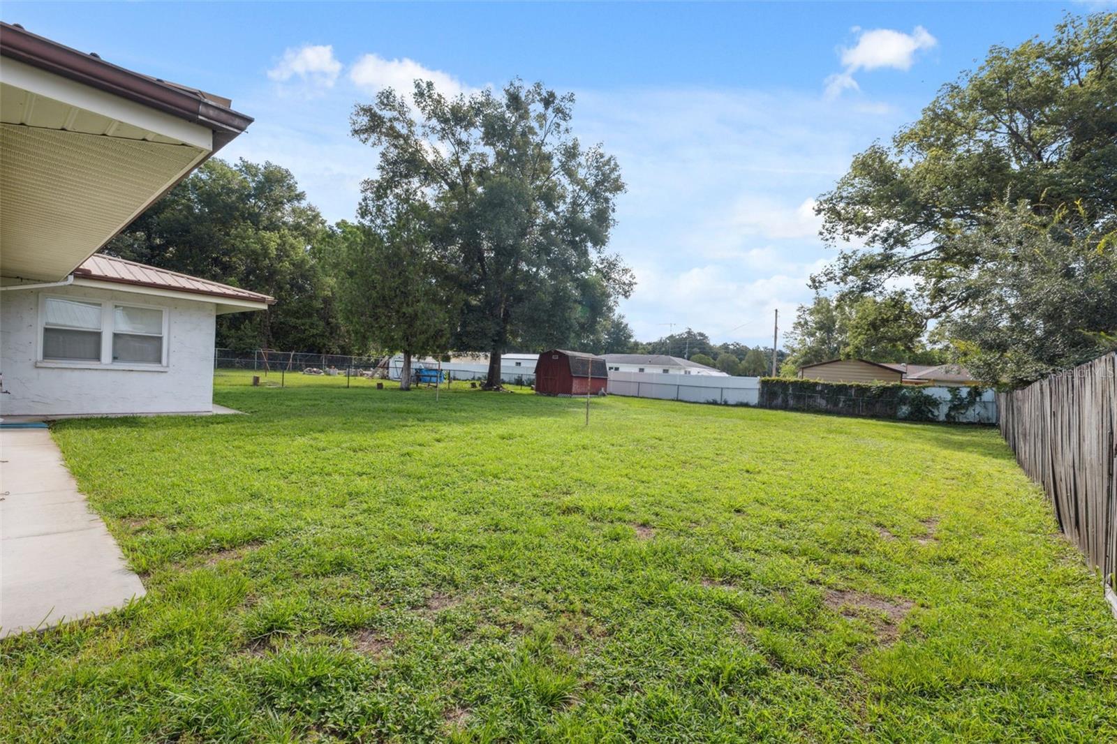 Image 30 of 43 For 18922 Dvorak Drive