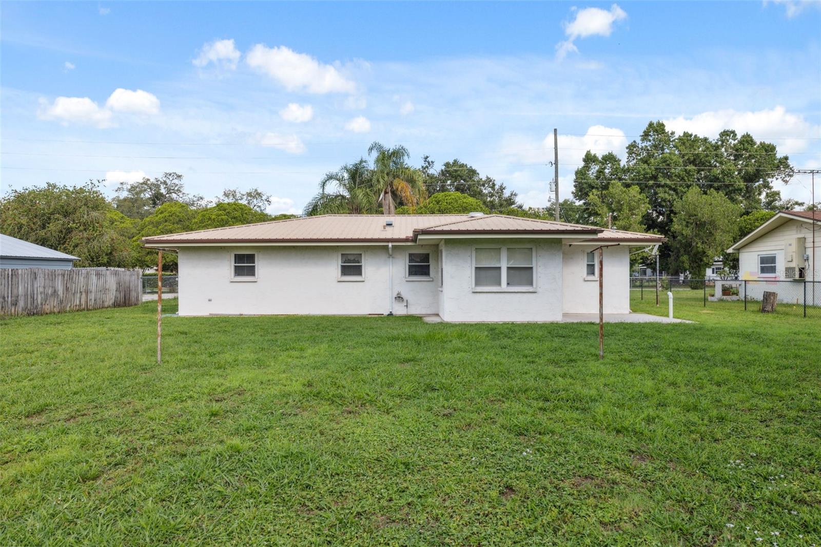 Image 31 of 43 For 18922 Dvorak Drive