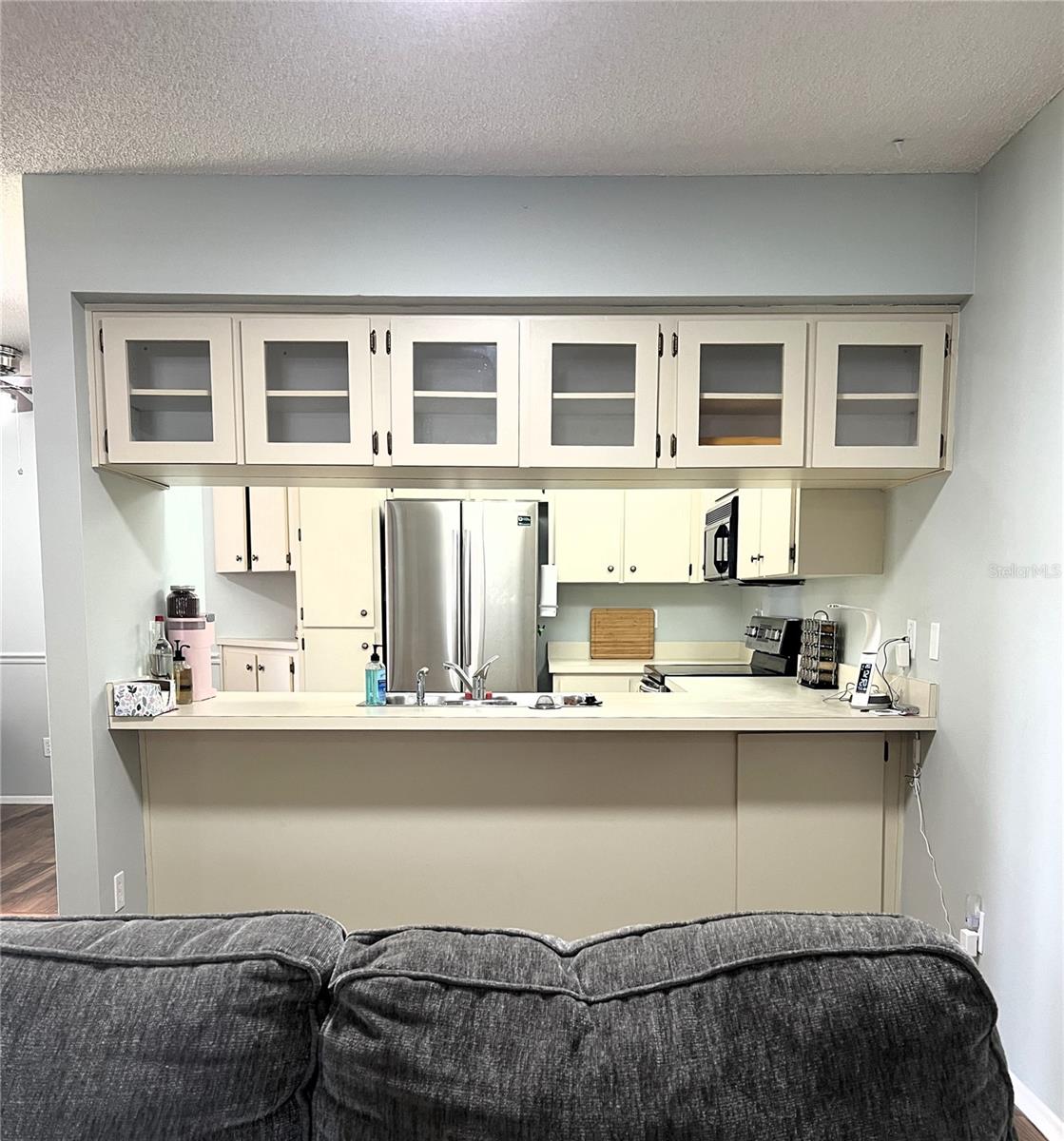 Listing photo id 14 for 7721 Hillside Court 203
