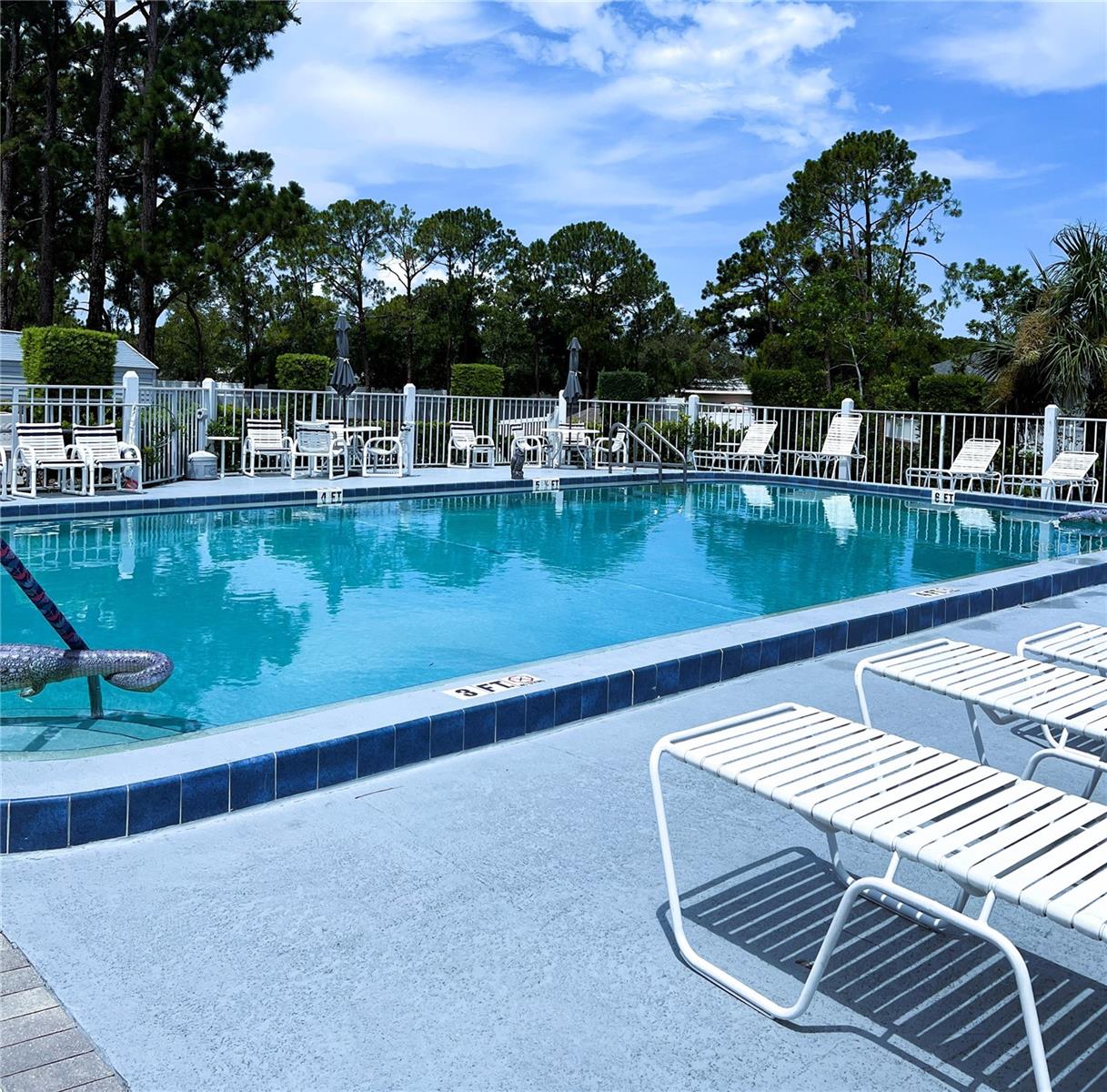 Listing photo id 49 for 7721 Hillside Court 203