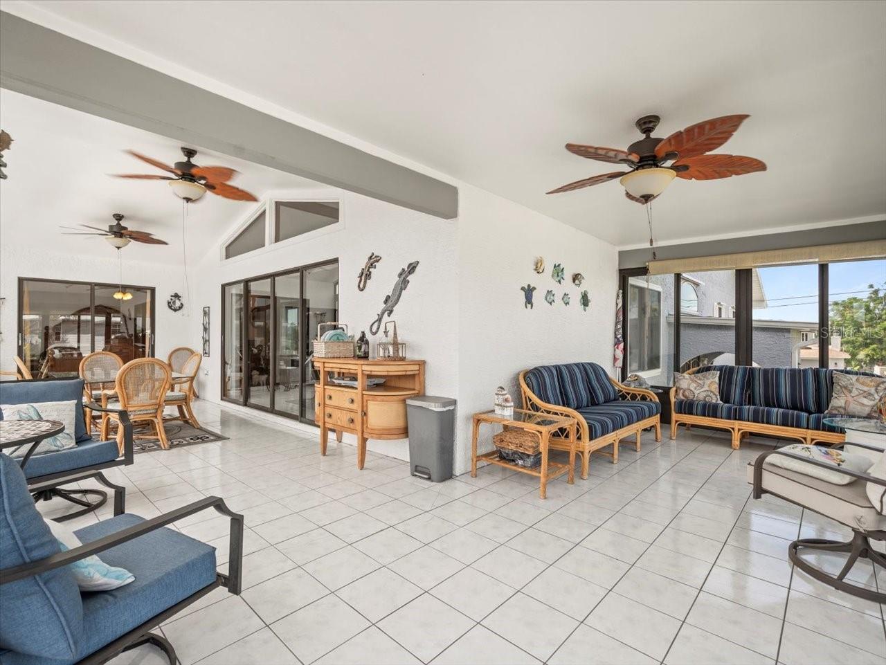 Image 25 of 86 For 4359 Tahiti Drive