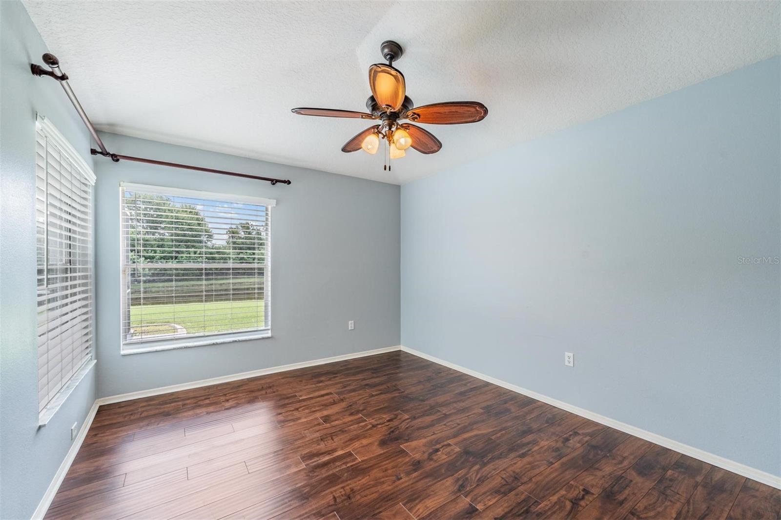 Image 21 of 29 For 8426 Ashford Place