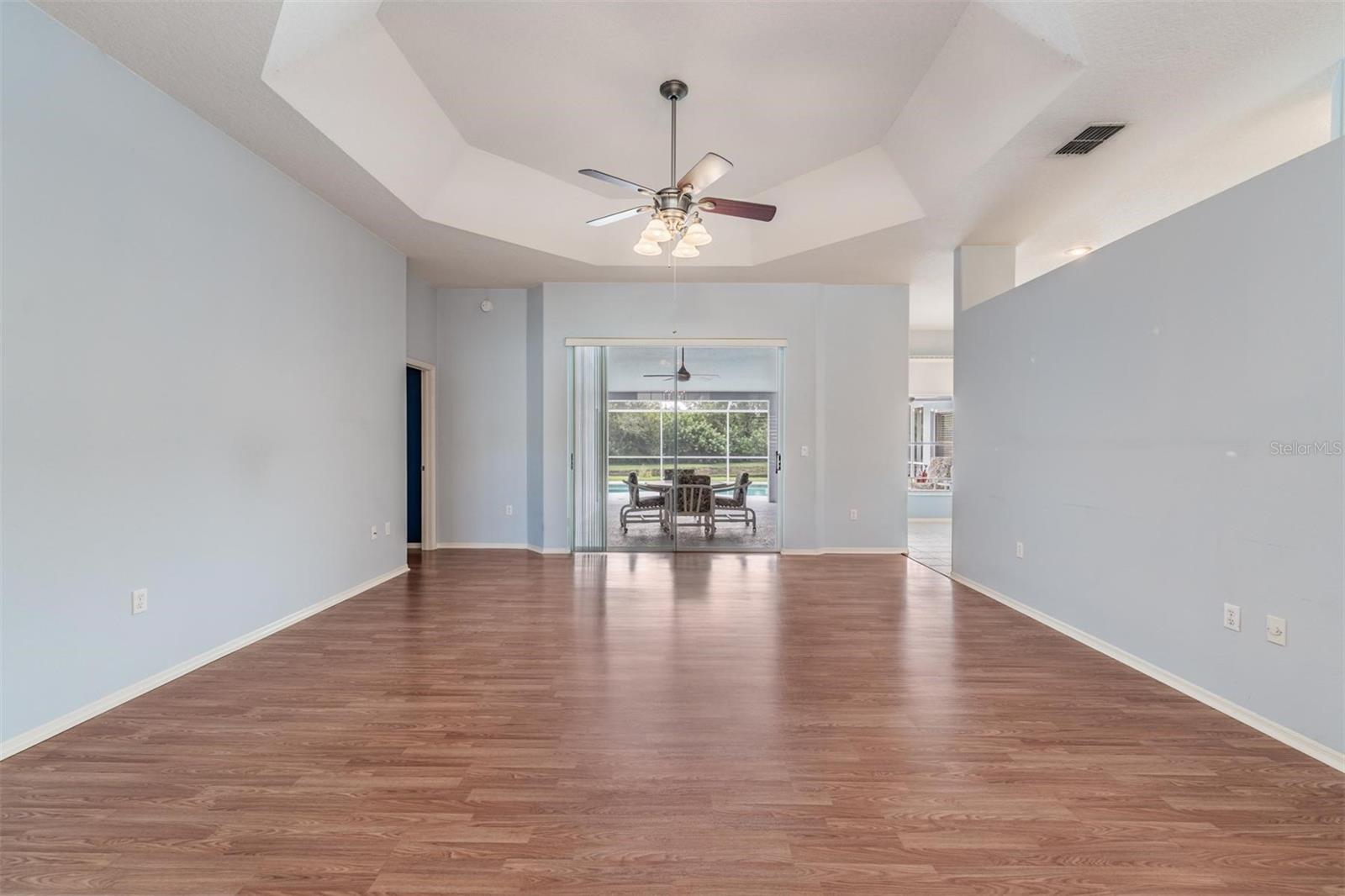 Image 6 of 29 For 8426 Ashford Place