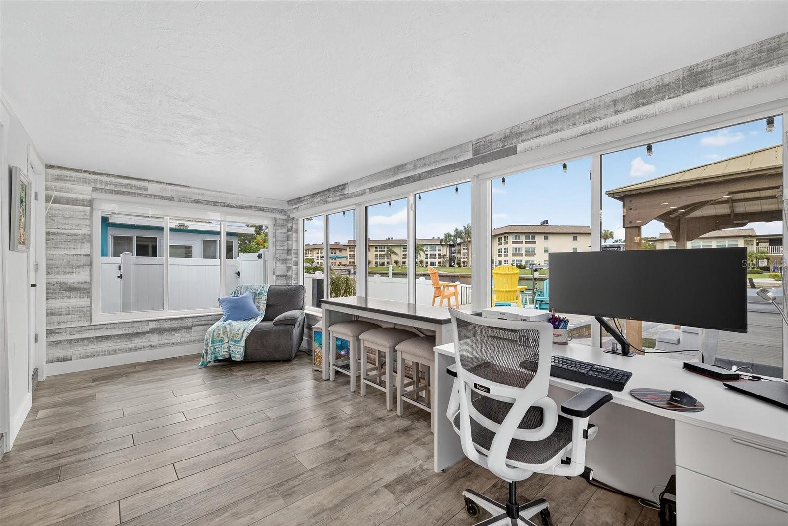 Image 14 of 72 For 4701 Floramar Terrace