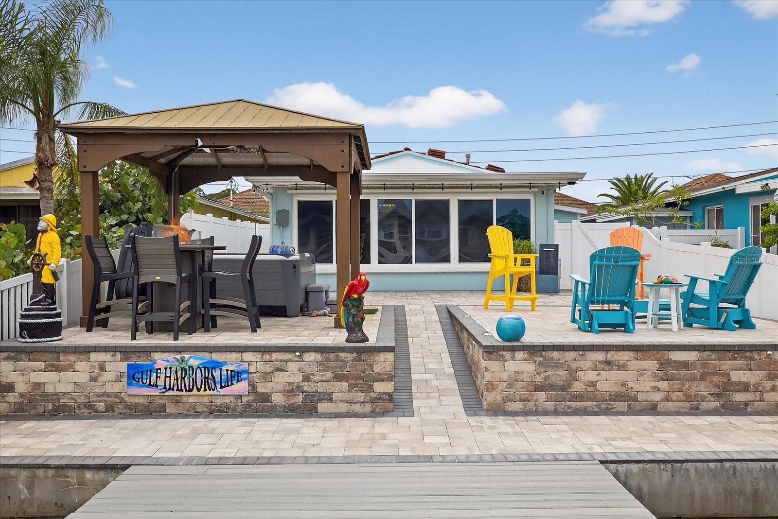 Image 18 of 72 For 4701 Floramar Terrace