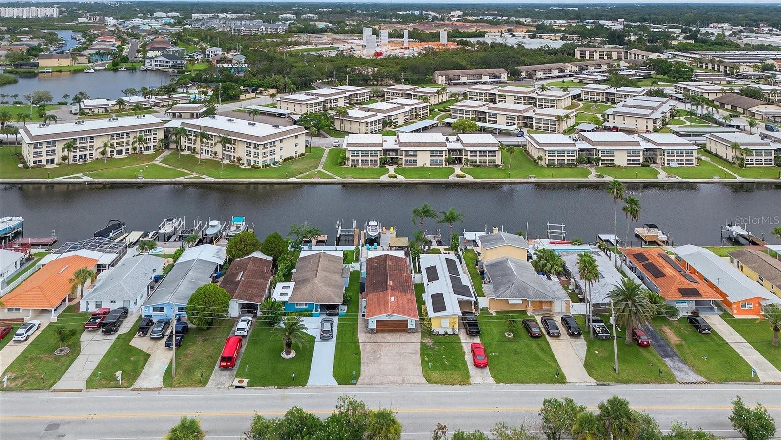 Image 23 of 72 For 4701 Floramar Terrace