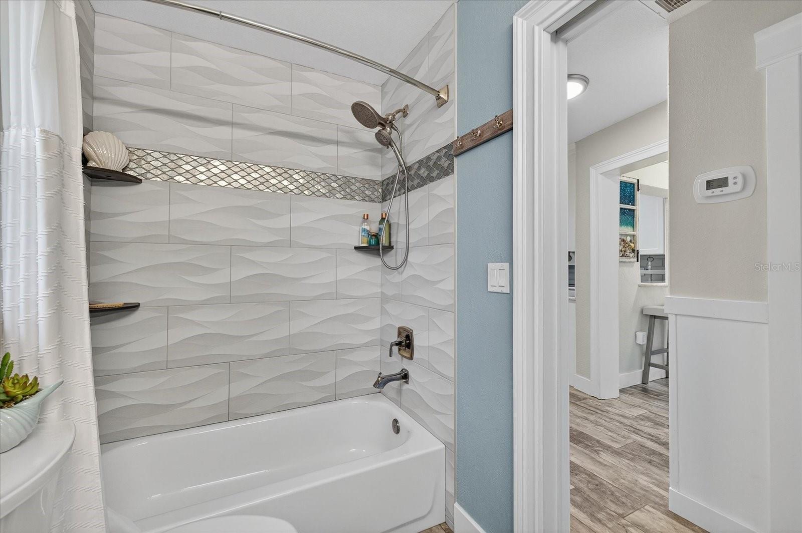 Image 34 of 72 For 4701 Floramar Terrace