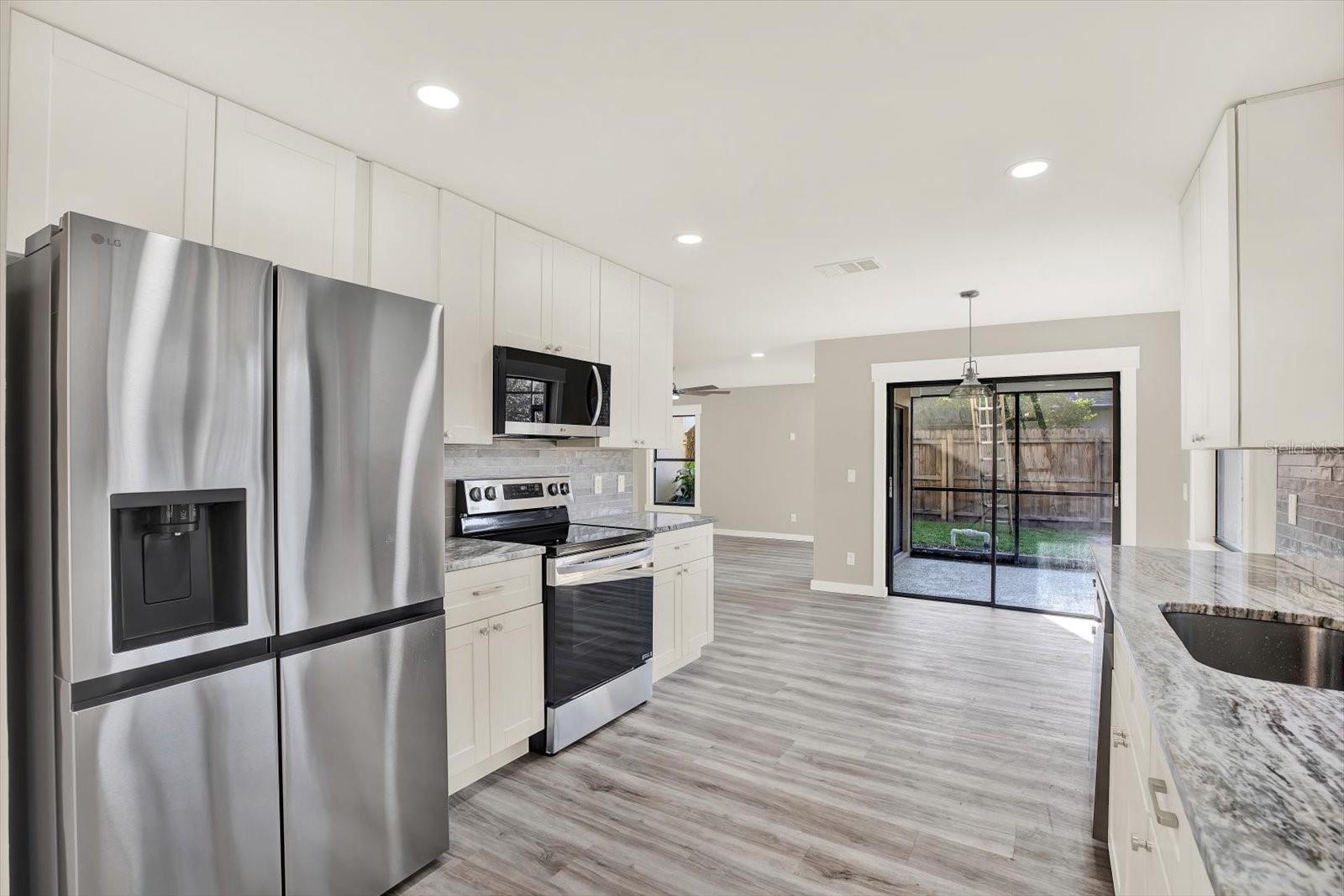 Image 15 of 42 For 15112 Heathridge Drive