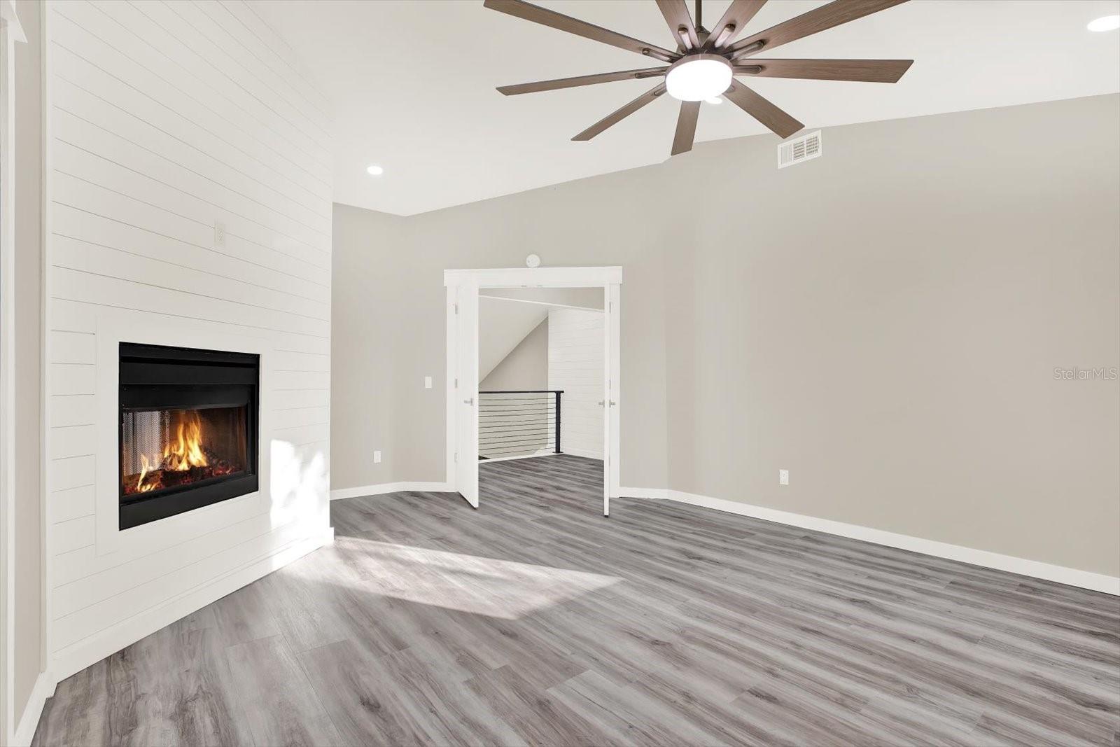 Image 26 of 42 For 15112 Heathridge Drive