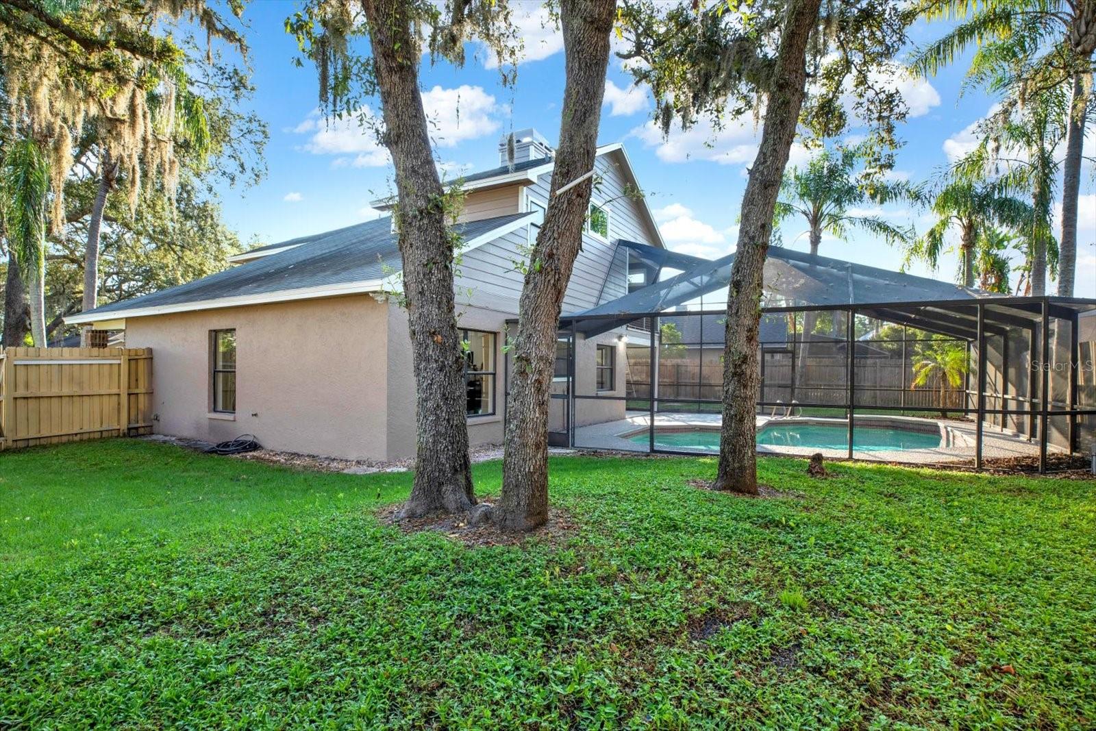 Image 39 of 42 For 15112 Heathridge Drive