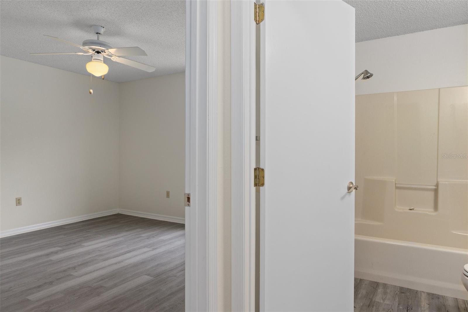 Image 31 of 62 For 931 Starjasmine Place