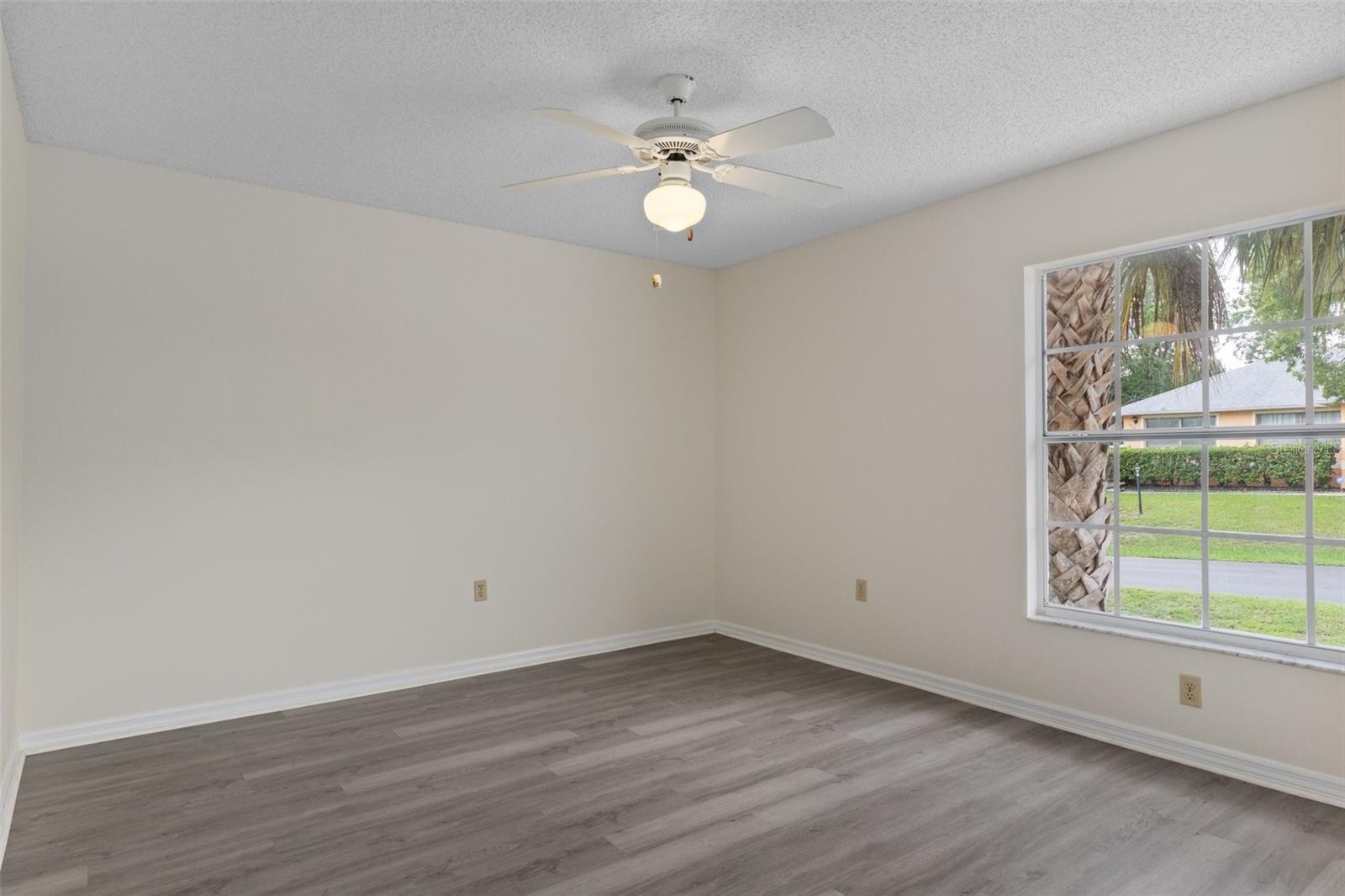 Image 32 of 62 For 931 Starjasmine Place
