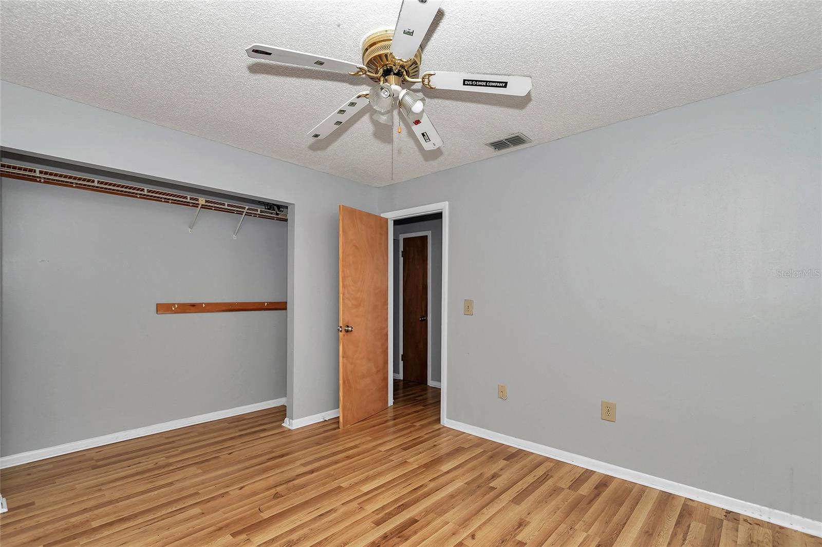 Image 15 of 65 For 476 117th Court