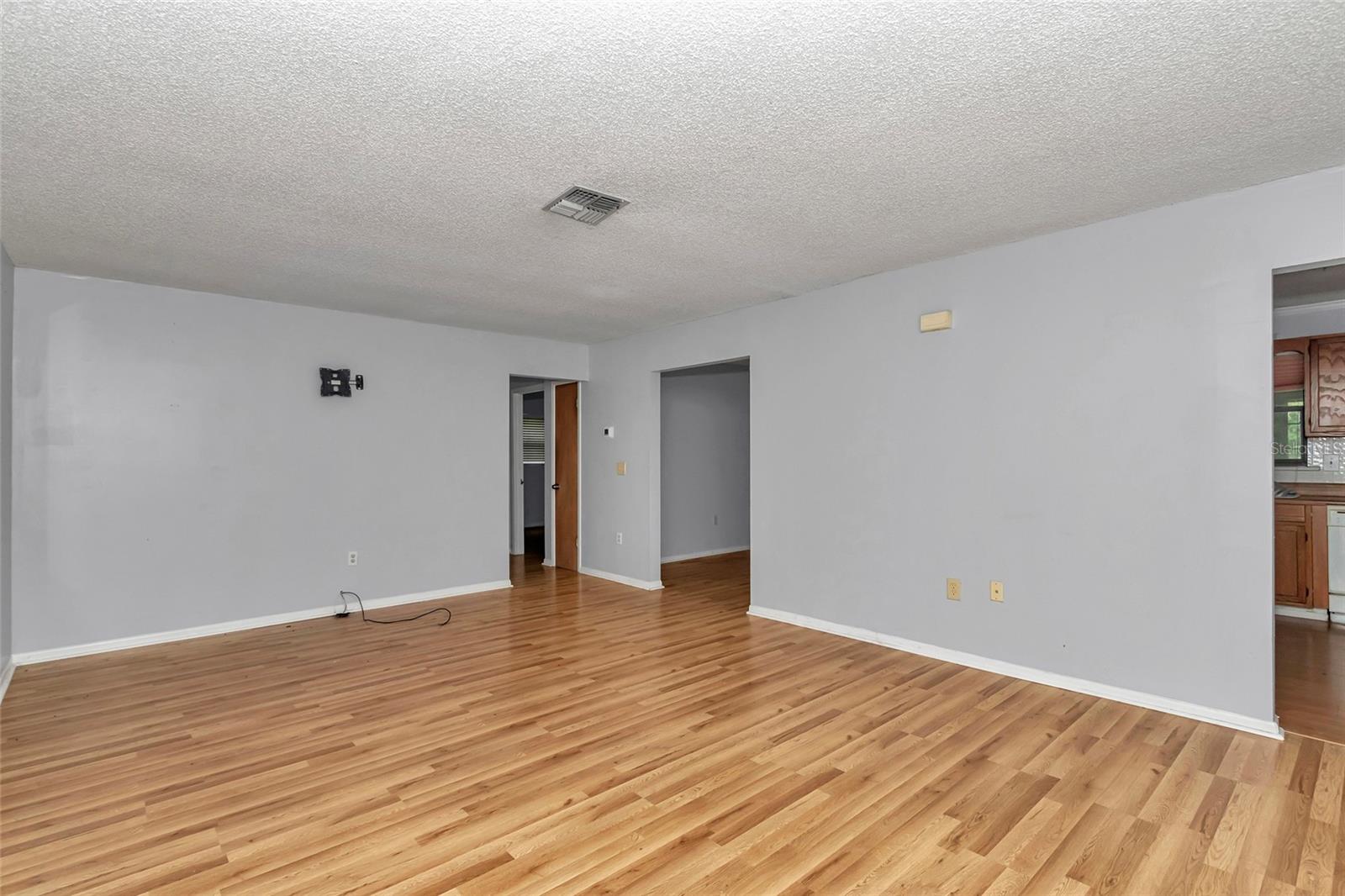 Image 20 of 65 For 476 117th Court