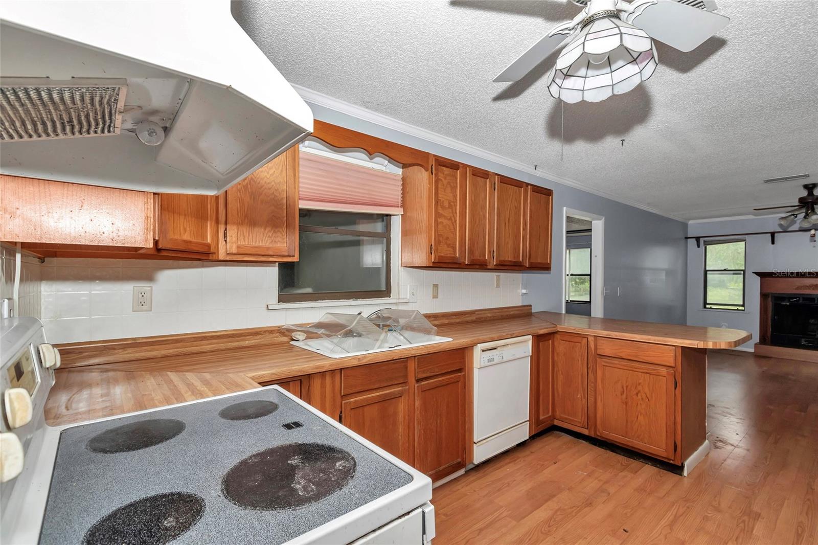 Image 7 of 65 For 476 117th Court