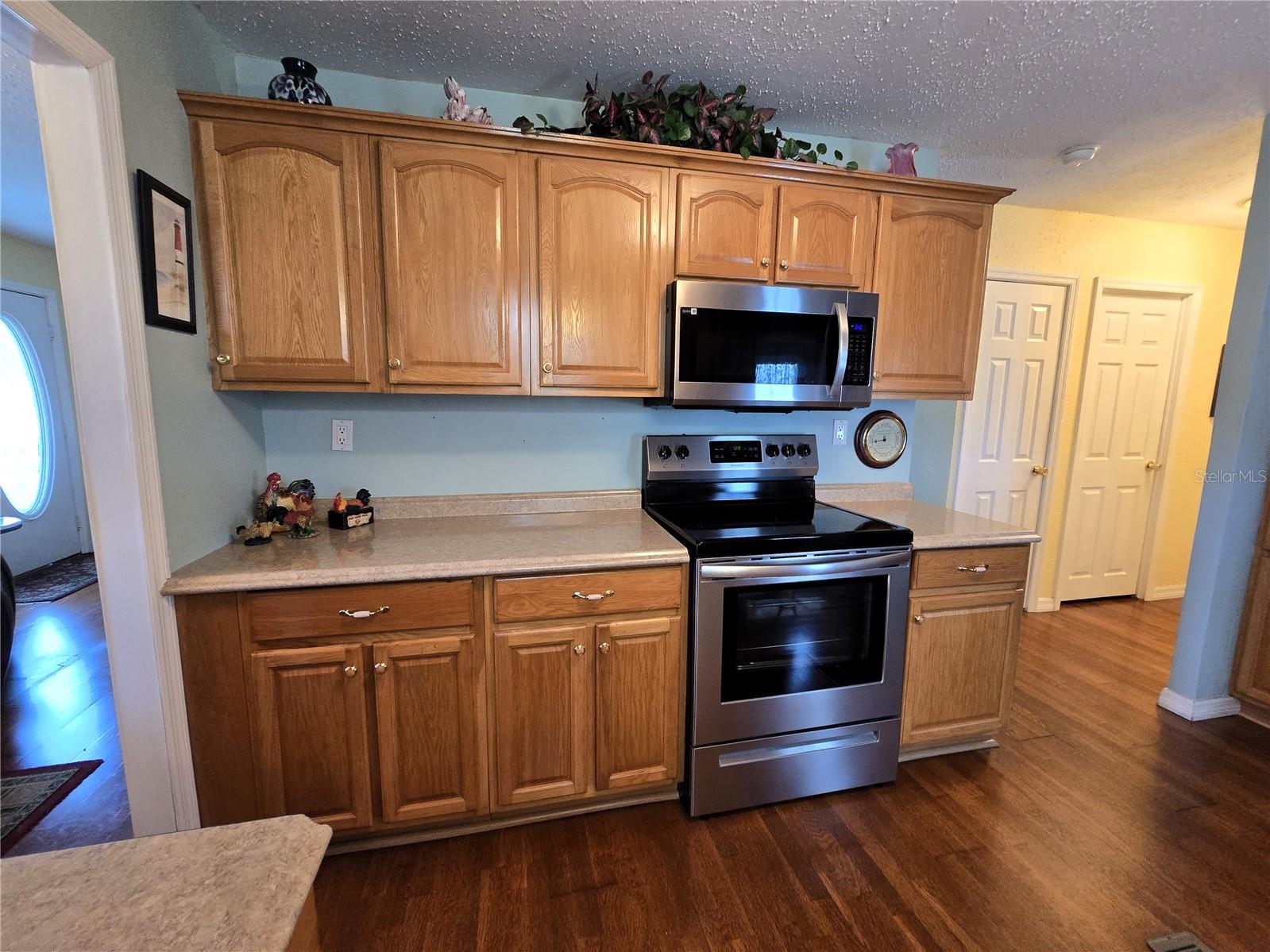 Image 14 of 28 For 5206 Poinciana Circle