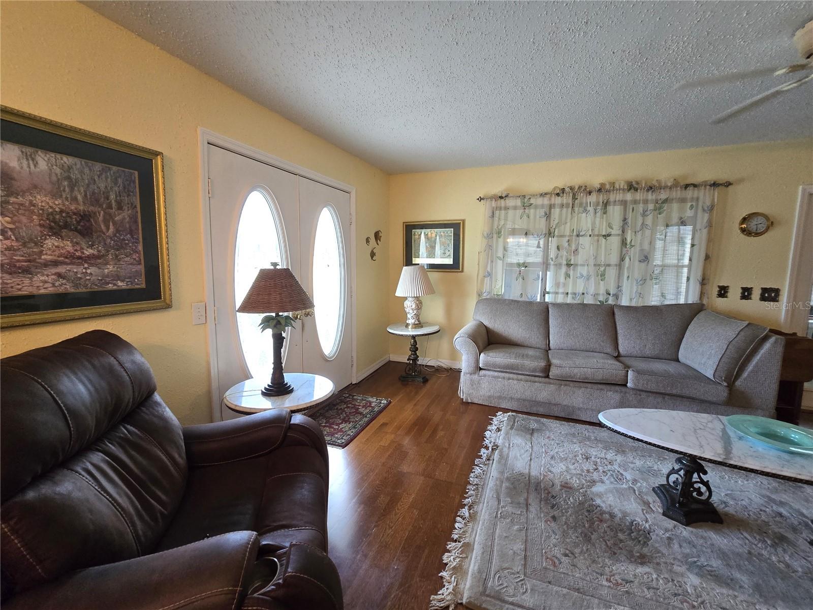 Image 18 of 28 For 5206 Poinciana Circle