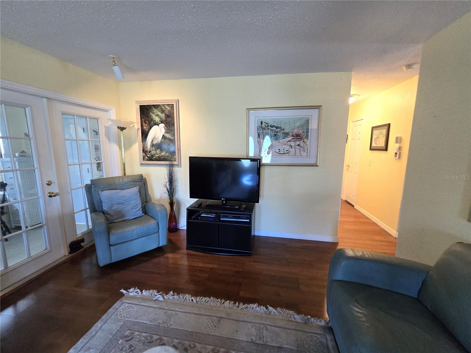 Image 19 of 28 For 5206 Poinciana Circle