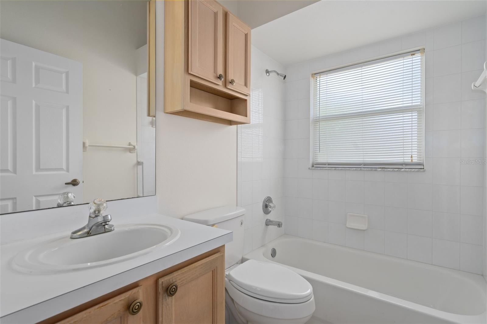 Listing photo id 14 for 14517 Pimberton Drive